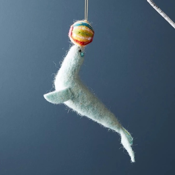 NWT Anthropologie Miss Bumbles Circus Fun Seal Ornament Rare Out of Stock - Picture 1 of 8
